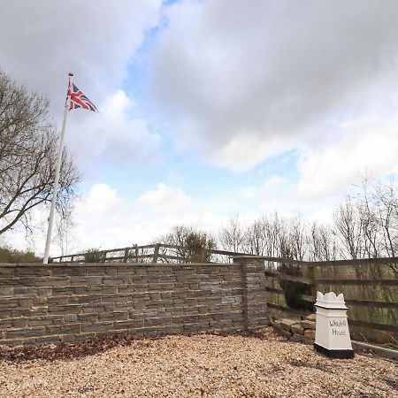 Tree Tops Witney Exterior foto